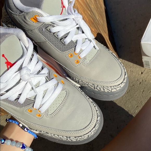 Air Jordan 3 Retro ‘Cool Grey’ (SOLD) - Picture 4 of 6